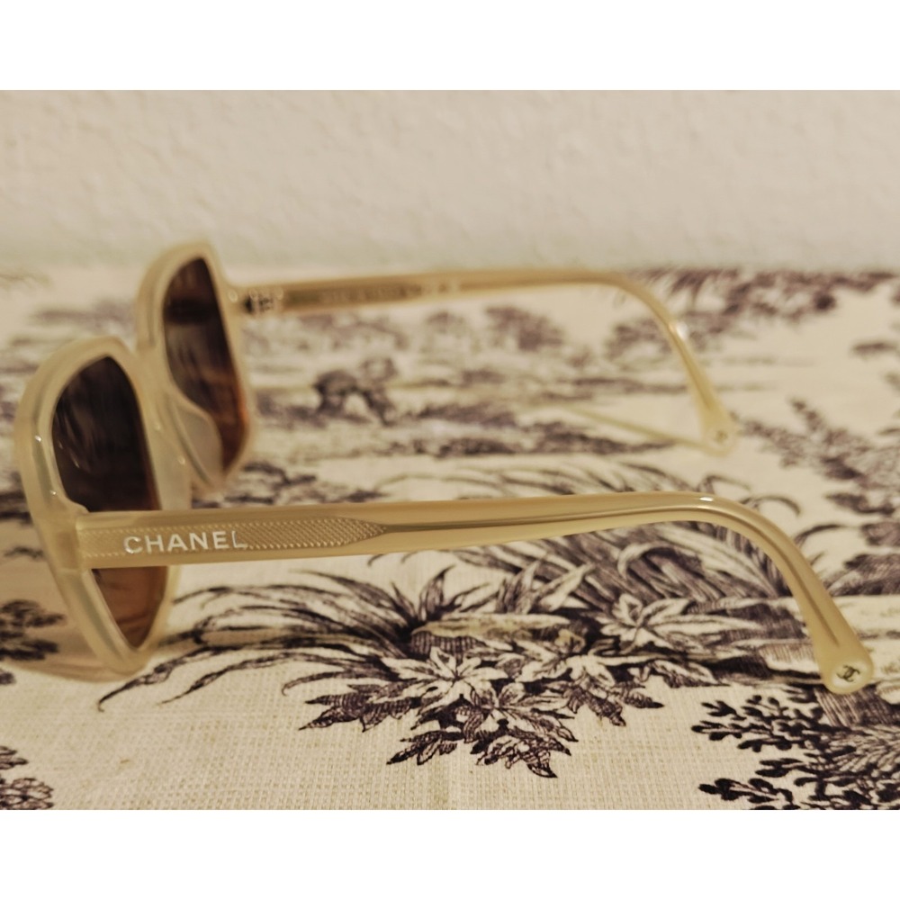 Chanel sunglasses CH 5505 Square Frame Beige/Tan - Picture 12 of 12